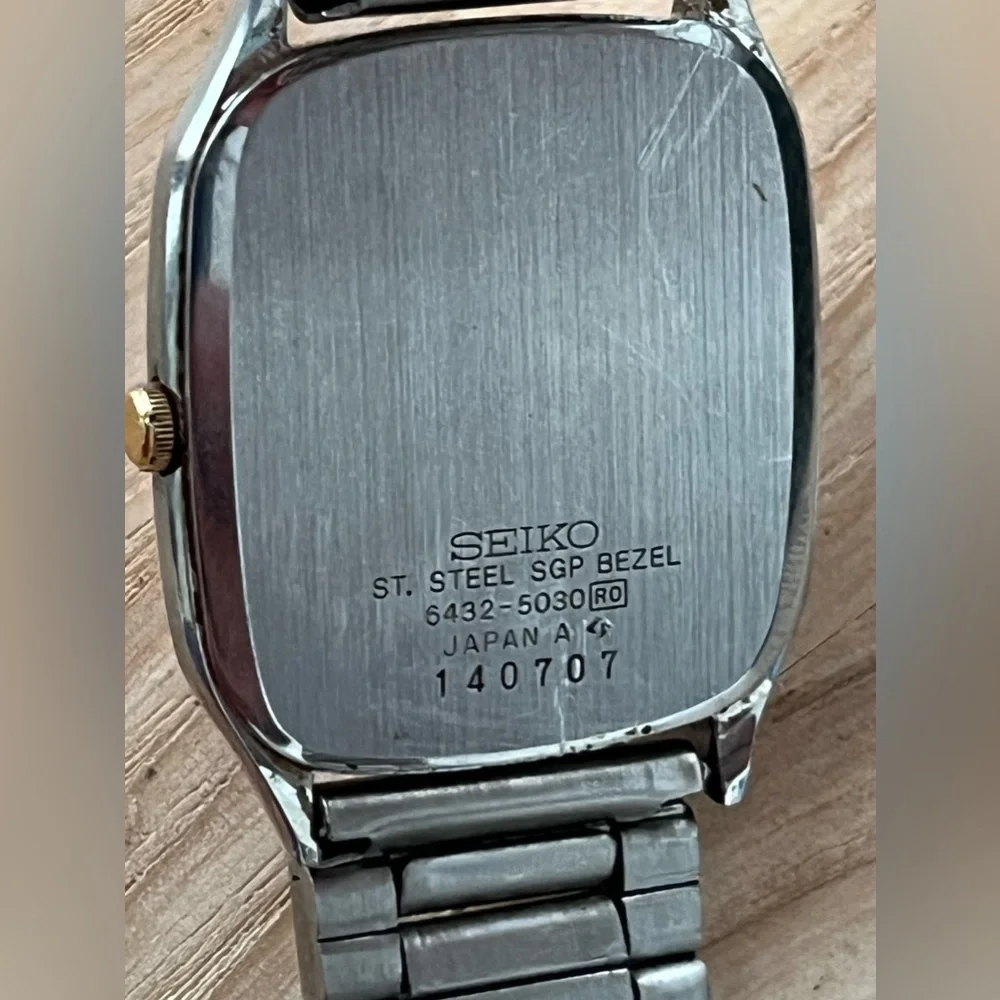 Seiko Gold Plated Rare Vintage Dress Watch White Dial Stainless Bracelet Date